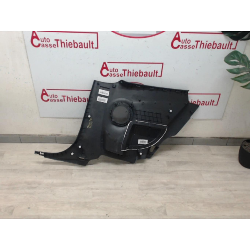 Garniture porte arriere gauche RENAULT CLIO III PHASE 2 d’occasion