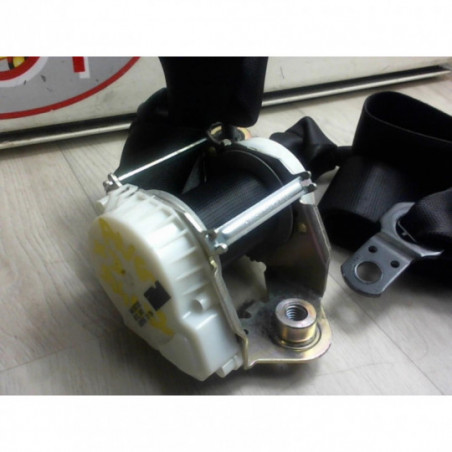 Ceinture avant gauche BMW X3 (E83) PHASE 2 (LCI) d’occasion