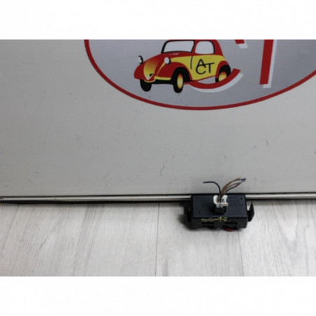 Bouton de warning RENAULT CLIO III PHASE 1 d’occasion