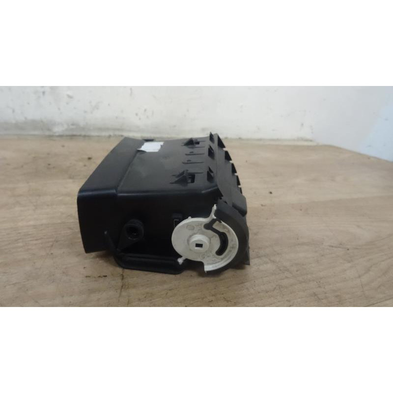 Aerateur tableau de bord RENAULT MEGANE III PHASE 1 d’occasion