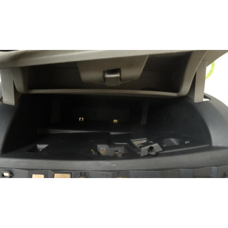 Boite a gants RENAULT MEGANE III PHASE 1 d’occasion