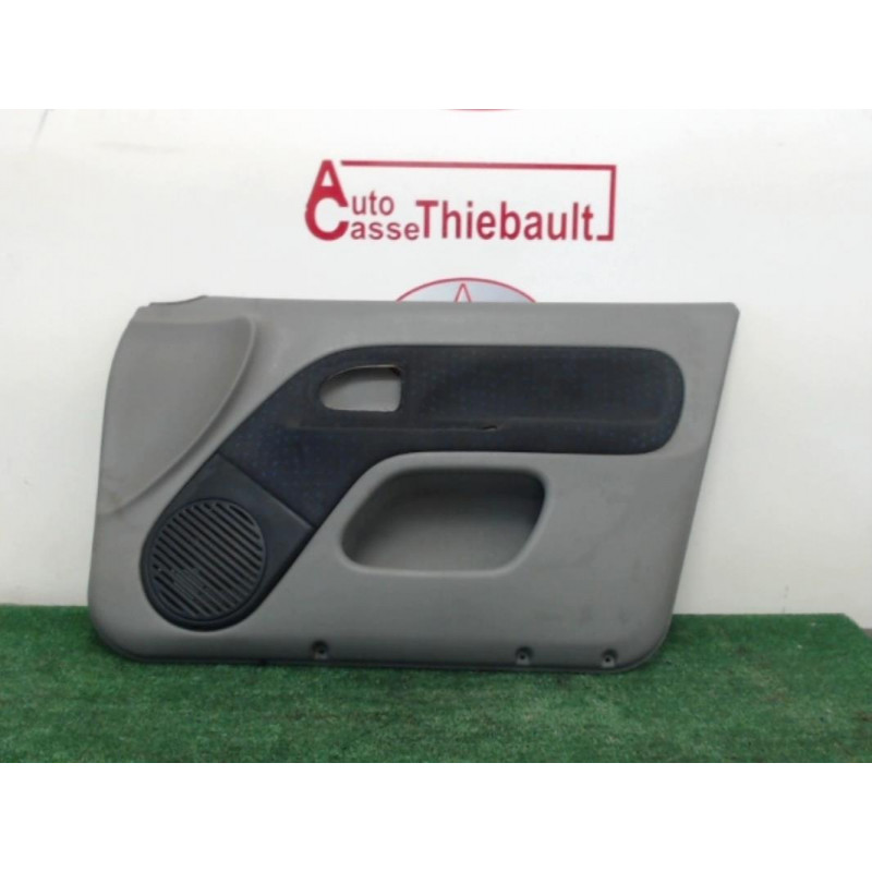 Garniture porte avant droite RENAULT CLIO II PHASE 3 d’occasion