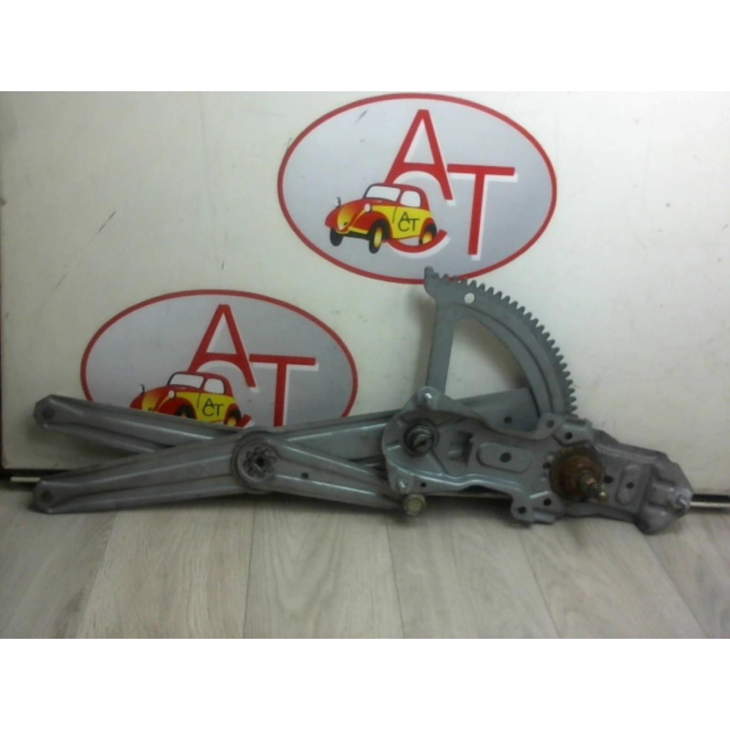 Leve vitre mecanique arriere droit PEUGEOT 205 PHASE 2 d’occasion