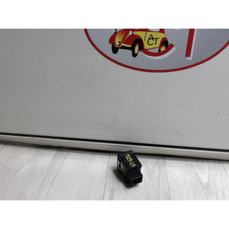 Commande de reglage hauteur de phare VOLKSWAGEN PASSAT V (3B6) d’occasion