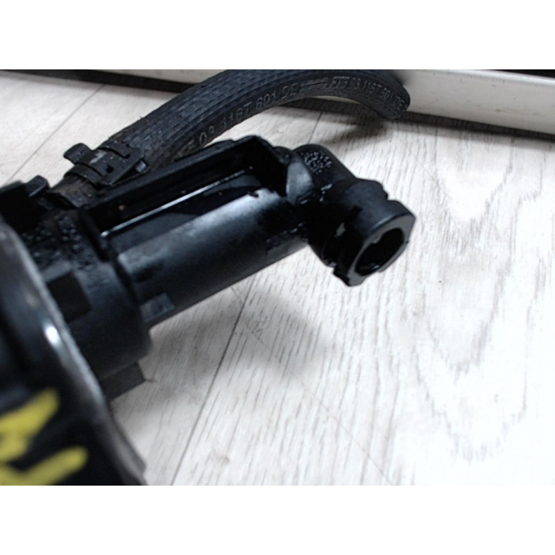 Pedalier d'embrayage VOLKSWAGEN PASSAT V (3B6) d’occasion
