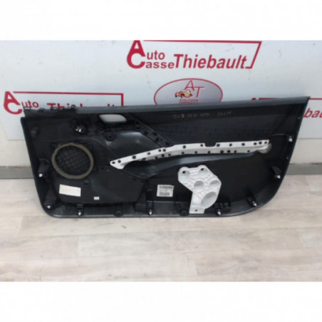 Panneau de porte avant gauche PEUGEOT 208 1.4 HDI d’occasion
