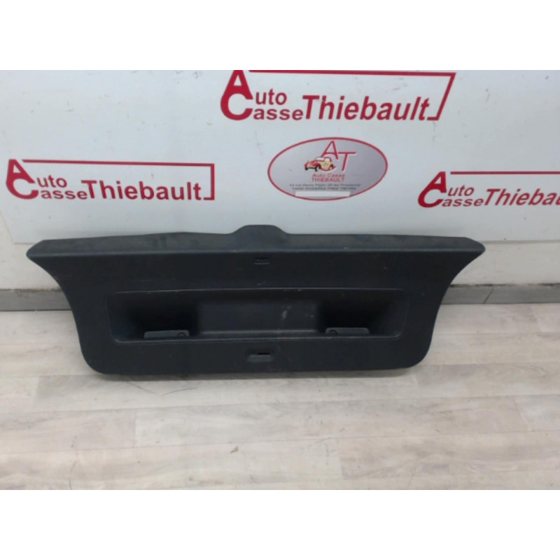 Garniture hayon VOLKSWAGEN POLO V (6R/6C) PHASE 2 d’occasion