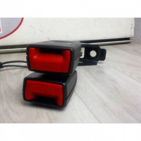 Attache ceinture arriere gauche CITROEN C5 II d’occasion