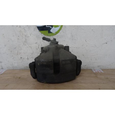 Etrier avant gauche (freinage) VOLKSWAGEN PASSAT V (3B6) d’occasion