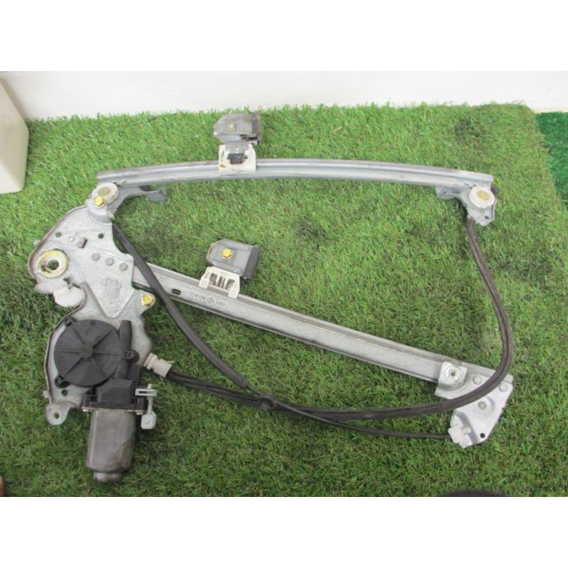 Leve vitre electrique avant droit ROVER 75 d’occasion
