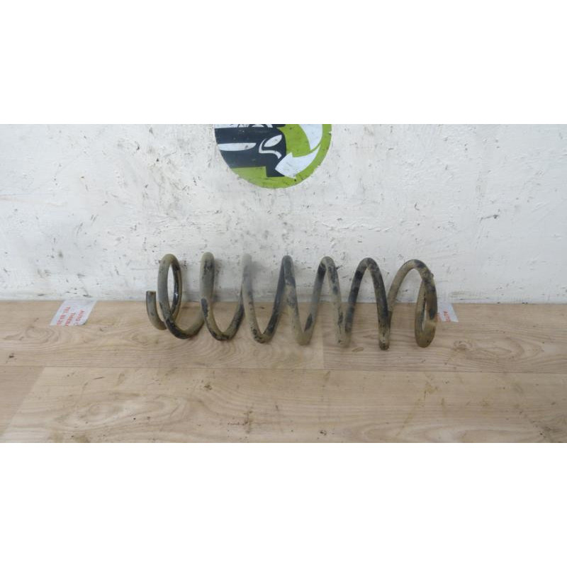 Ressort de suspension avant SUZUKI JIMNY d’occasion