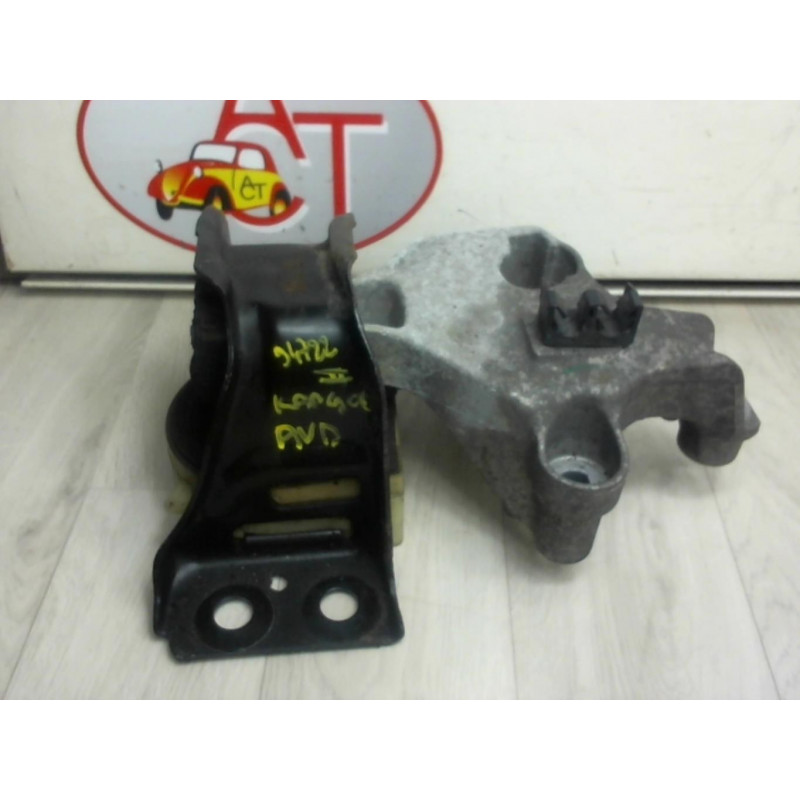 Support moteur droit RENAULT KANGOO II EXPRESS d’occasion