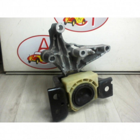 Support moteur droit RENAULT KANGOO II EXPRESS d’occasion