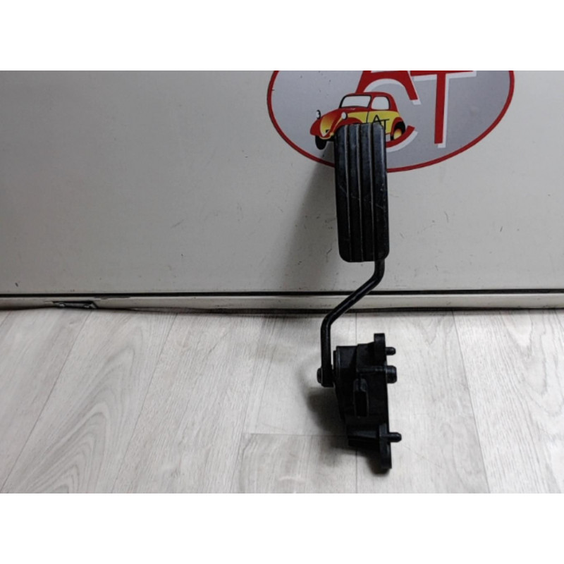 Potentiometre de pedale de gaz d'accelerateur RENAULT KANGOO II EXPRESS d’occasion