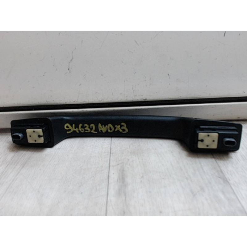 Poignee de maintien avant droit BMW X3 (E83) PHASE 2 (LCI) d’occasion