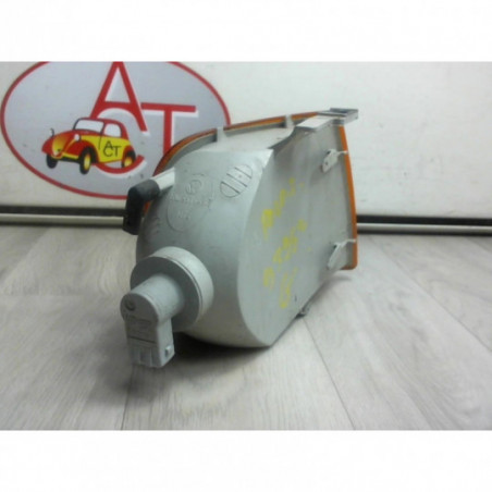Optique avant secondaire gauche (feux)(clignotant) VOLKSWAGEN POLO III (6N1) d’occasion