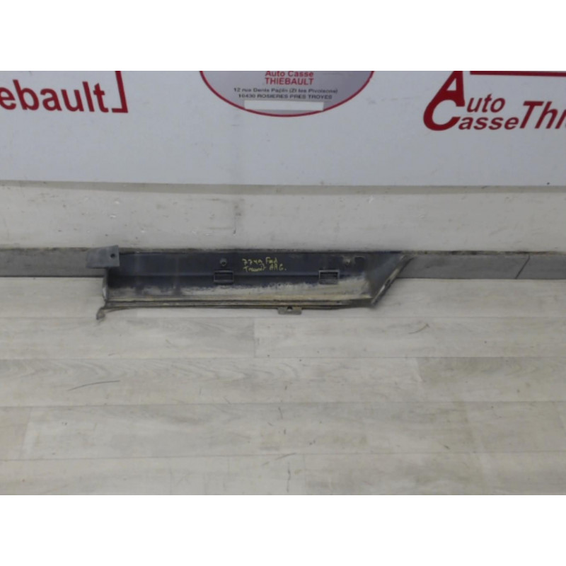 Baguette d'aile arrière gauche FORD TRANSIT III FOURGON d’occasion