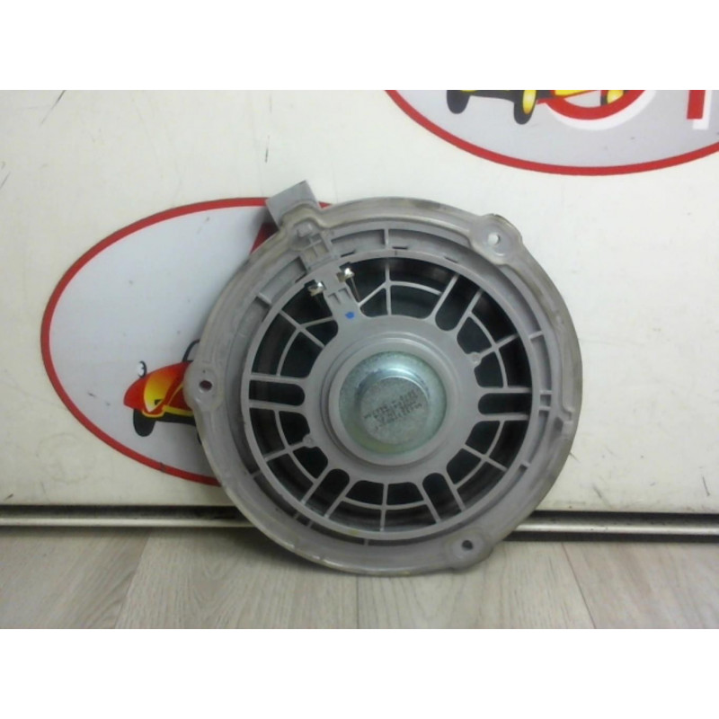Haut parleur PEUGEOT 208 1.4 HDI d’occasion