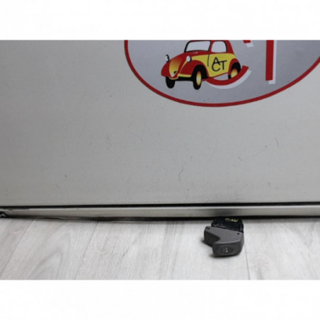 Interrupteur de leve vitre avant gauche RENAULT TWINGO I d’occasion