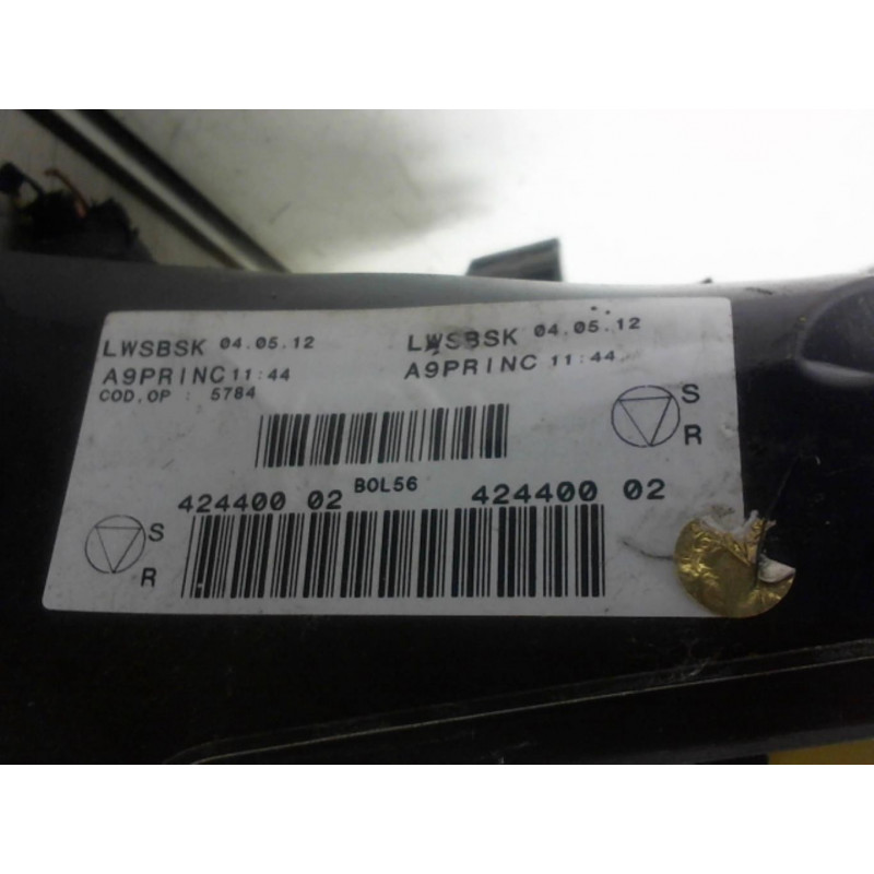Porte fusible PEUGEOT 208 1.4 HDI d’occasion
