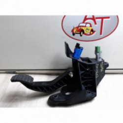 Pedalier d'embrayage RENAULT TWINGO III d’occasion