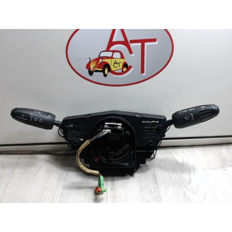 Com (Bloc Contacteur Tournant+Commodo Essuie Glace+Commodo Phare) OPEL CORSA (D) PHASE 1 d’occasion