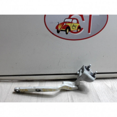 Charniere de hayon AUDI A1 1.4 TFSI d’occasion