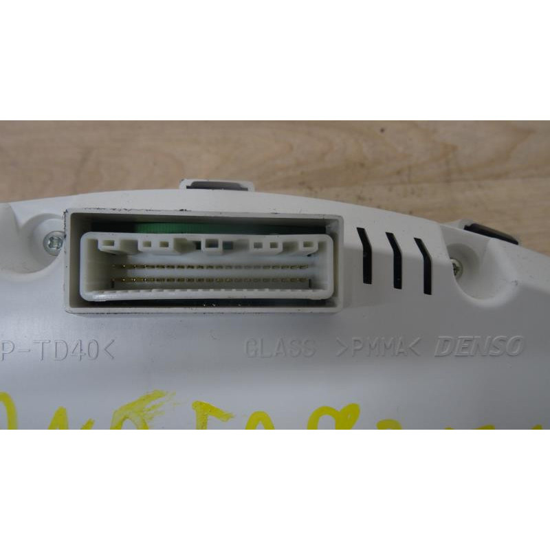 Compteur MITSUBISHI GRANDIS d’occasion