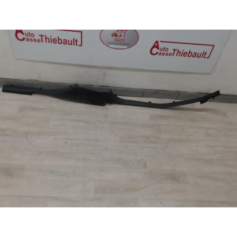 Garniture de seuil droit RENAULT SCENIC III PHASE 1 d’occasion