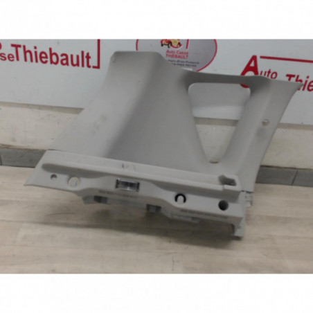 Garniture laterale superieure arriere droite RENAULT SCENIC III PHASE 1 d’occasion
