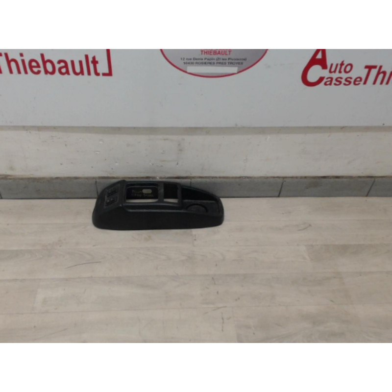 Console central (interieur plastique) MICROCAR  d’occasion