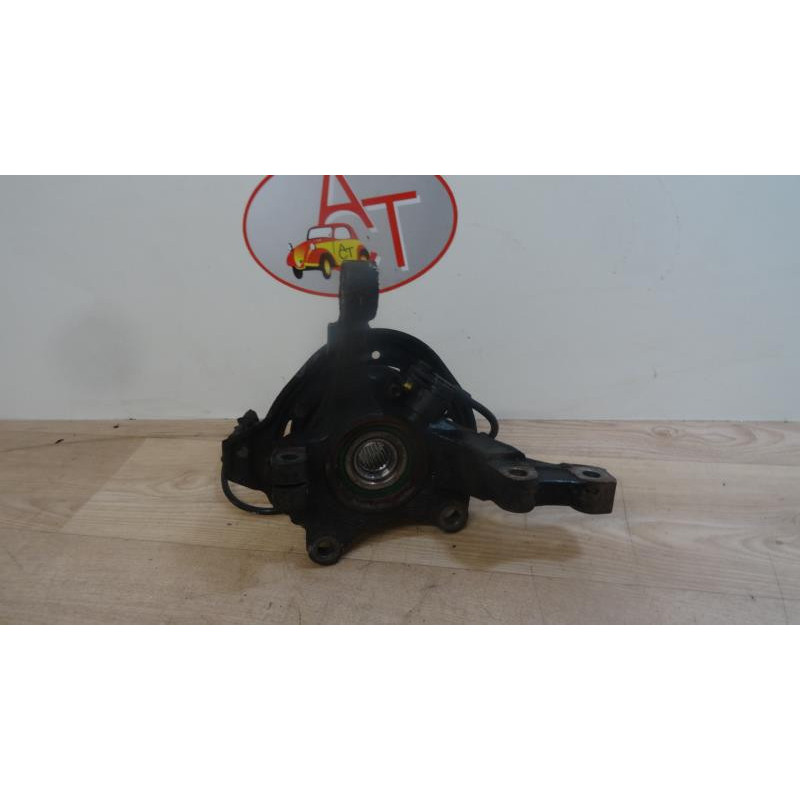 Fusee avant droit OPEL CORSA (C) PHASE 1 d’occasion
