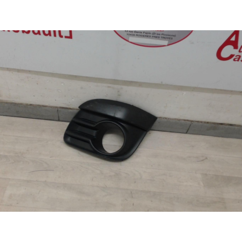Enjoliveur anti brouillard gauche CITROEN C2 1.4 d’occasion