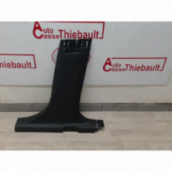 Garniture laterale millieu droite PEUGEOT 2008 d’occasion