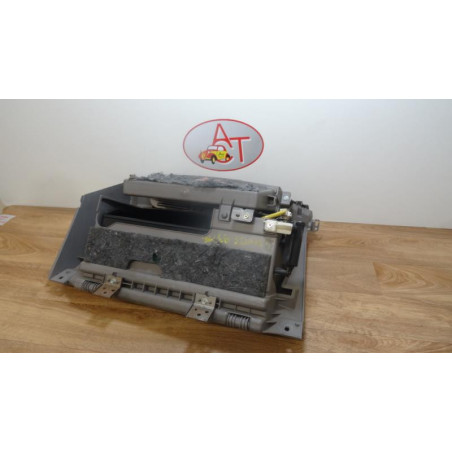 Boite a gants MITSUBISHI GRANDIS d’occasion