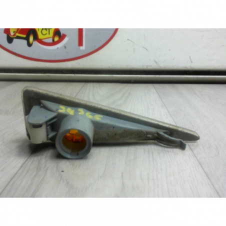 Repetiteur clignotant avant droit  (Feux) RENAULT  d’occasion