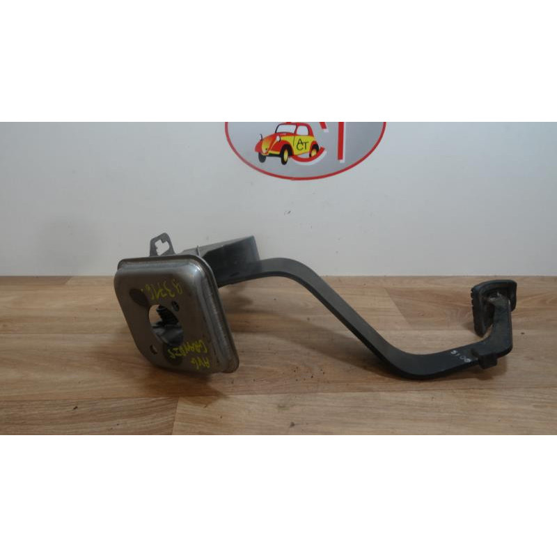 Pedalier d'embrayage MITSUBISHI GRANDIS d’occasion