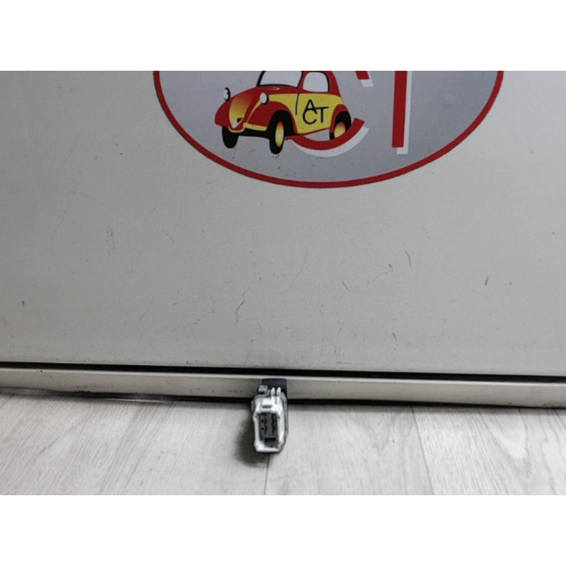 Interrupteur de leve vitre arriere droit RENAULT MEGANE II PHASE 1 d’occasion