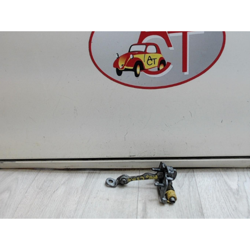 Tirant de porte avant gauche RENAULT MEGANE I BREAK PHASE 2 d’occasion