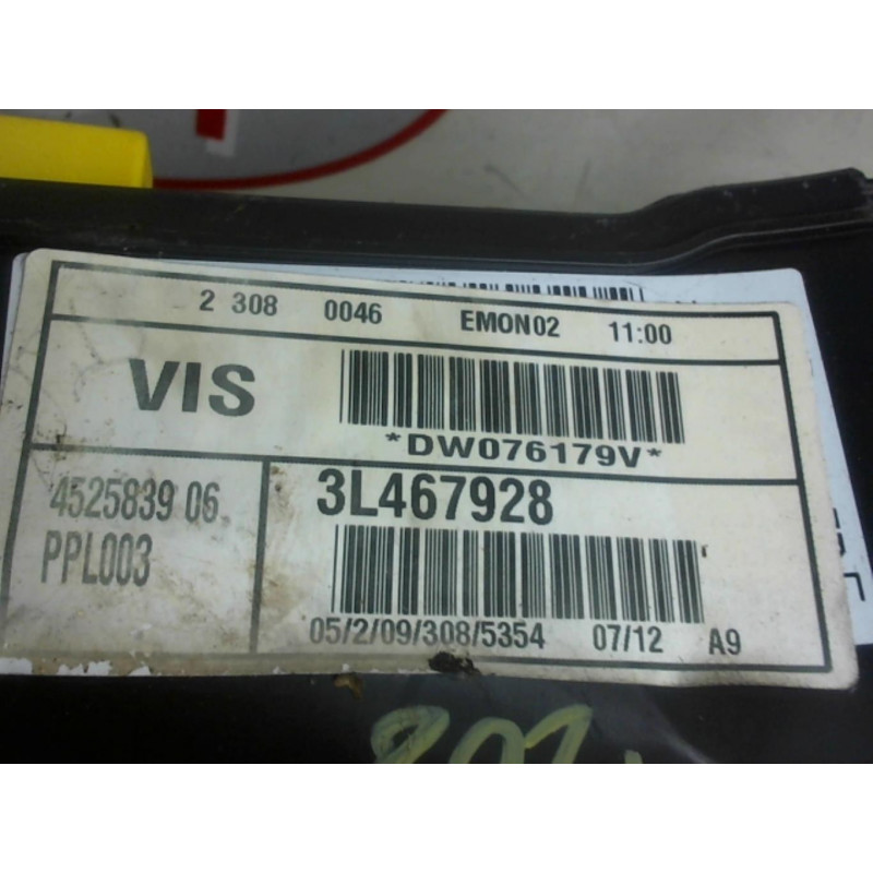 Porte fusible PEUGEOT 208 d’occasion