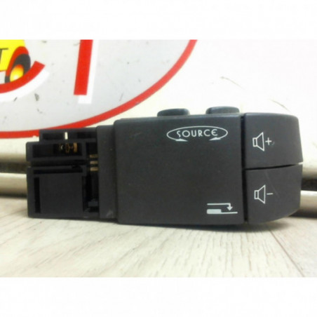 Commande autoradio RENAULT TWINGO II PHASE 1 d’occasion