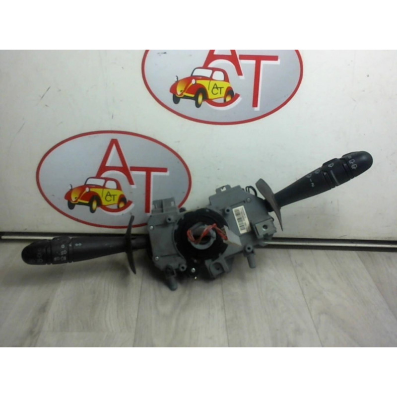 Com (Bloc Contacteur Tournant+Commodo Essuie Glace+Commodo Phare) RENAULT  d’occasion