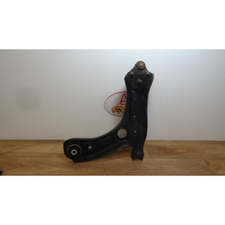 Triangle avant droit VOLKSWAGEN POLO V (6R/6C) PHASE 1 d’occasion
