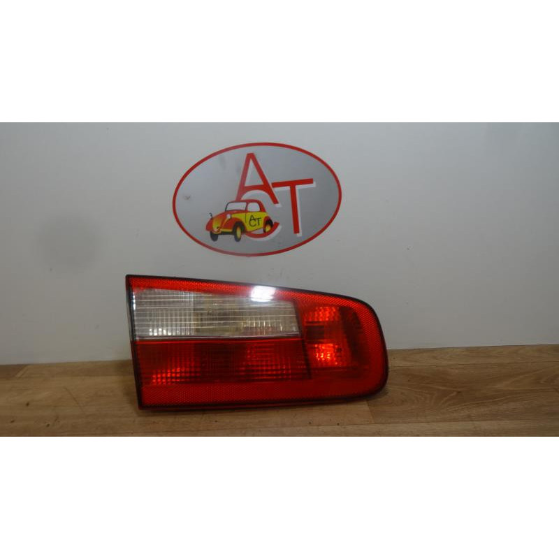 Feu arriere secondaire gauche (feux) RENAULT LAGUNA II PHASE 1 d’occasion