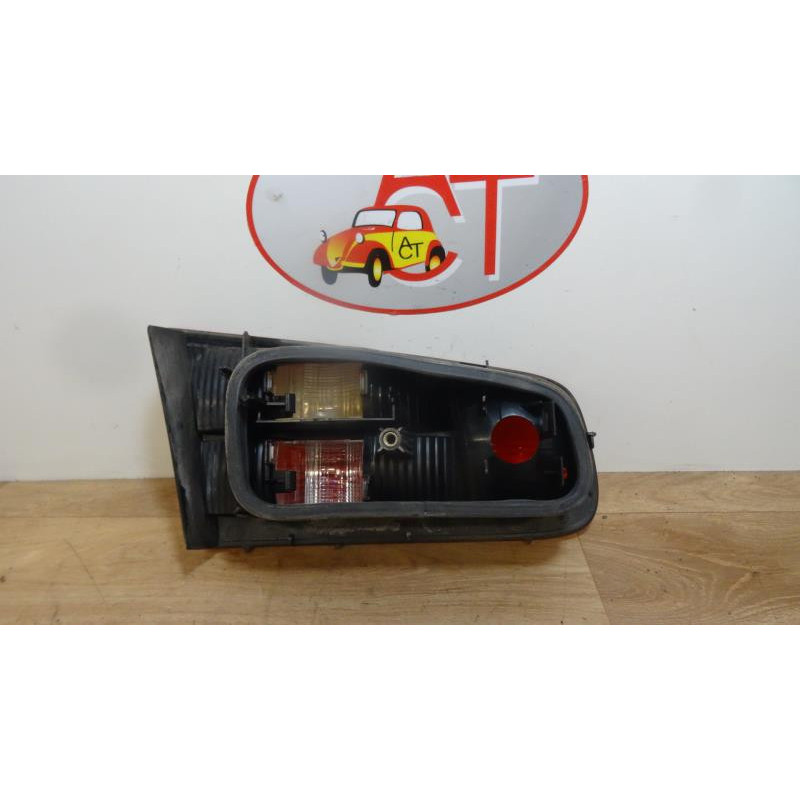 Feu arriere secondaire droit (feux) RENAULT LAGUNA II PHASE 1 d’occasion