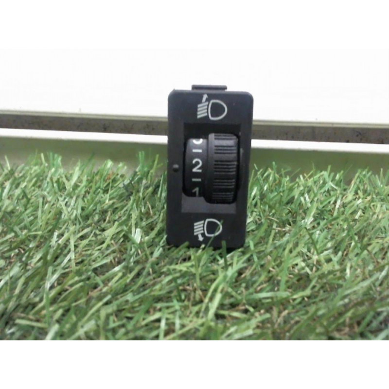 Commande de reglage hauteur de phare CITROEN C3 II PHASE 1 d’occasion