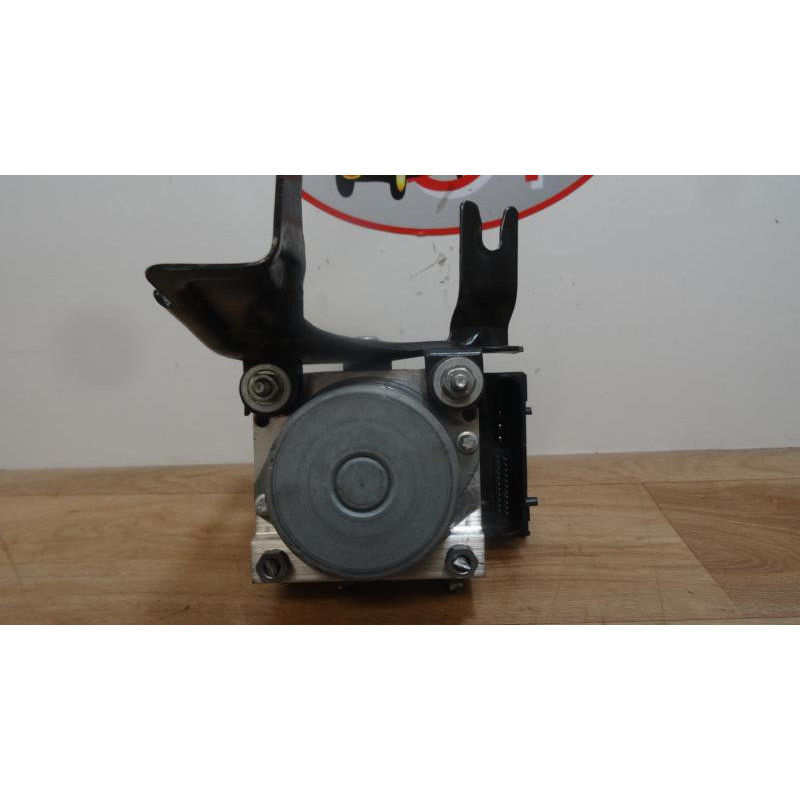 Bloc ABS (freins anti-blocage) RENAULT CLIO III PHASE 2 d’occasion