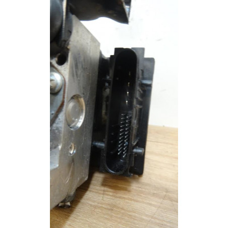 Bloc ABS (freins anti-blocage) RENAULT CLIO III PHASE 2 d’occasion