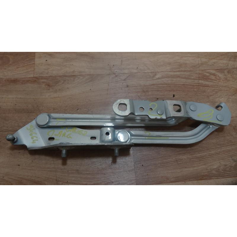 Charniere de porte de coffre droit RENAULT Phase 2 Classic d’occasion