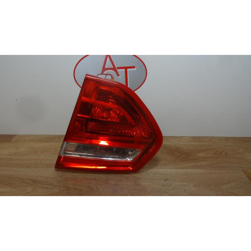 Feu arriere secondaire droit (feux) CITROEN C4 PICASSO PHASE 1 d’occasion